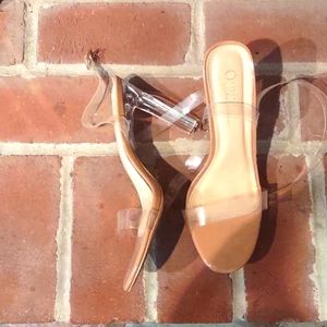 Women's clear strap sandals